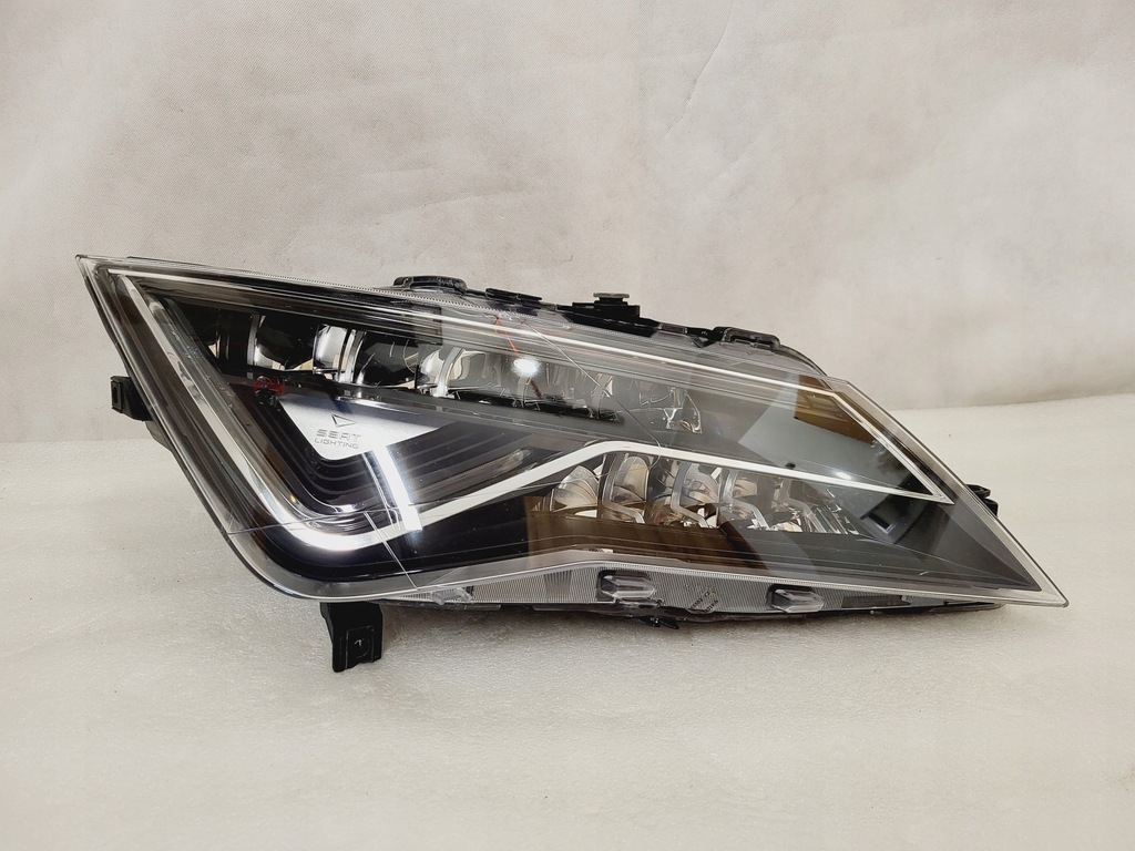 фото №1, Seat leon iii lift full led правая лампа перед передняя 5f1941774a