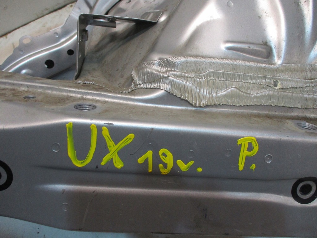 фото №5, Лонжерон чверть права lexus ux