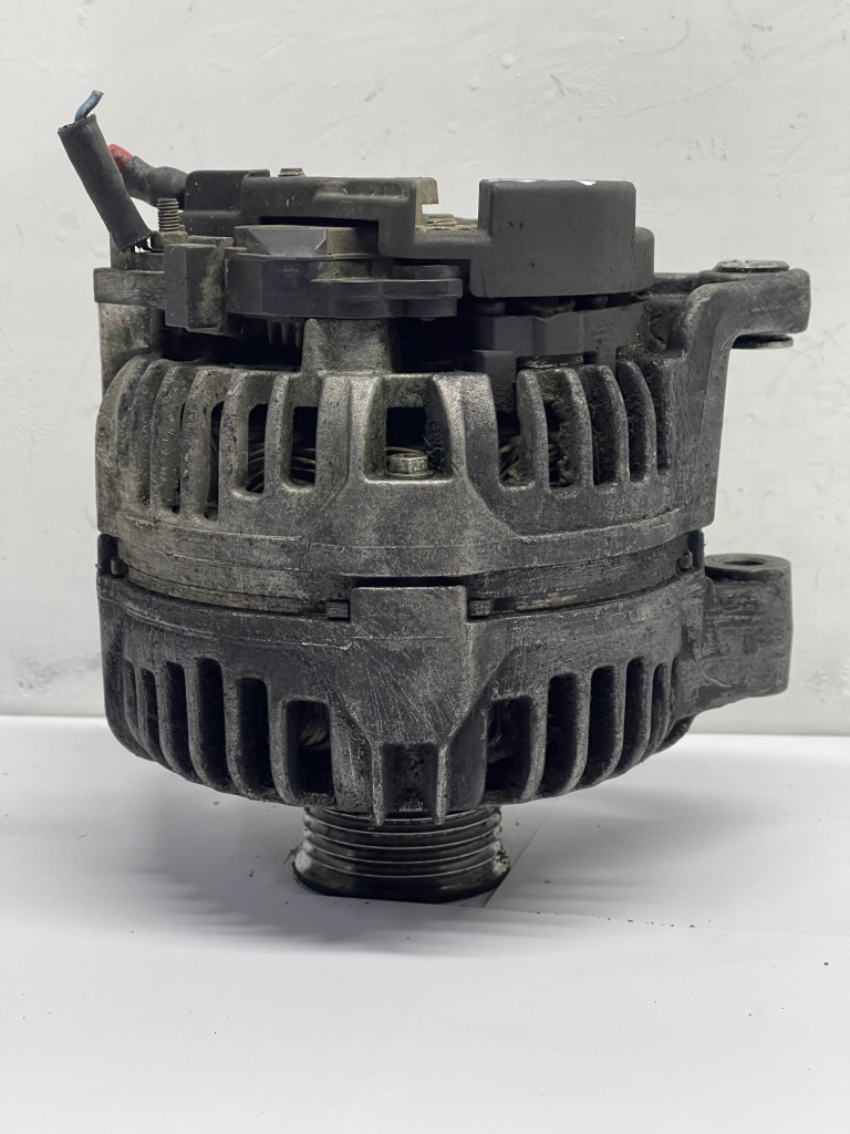 Купити Генератор opel оригінальний номер 90561168