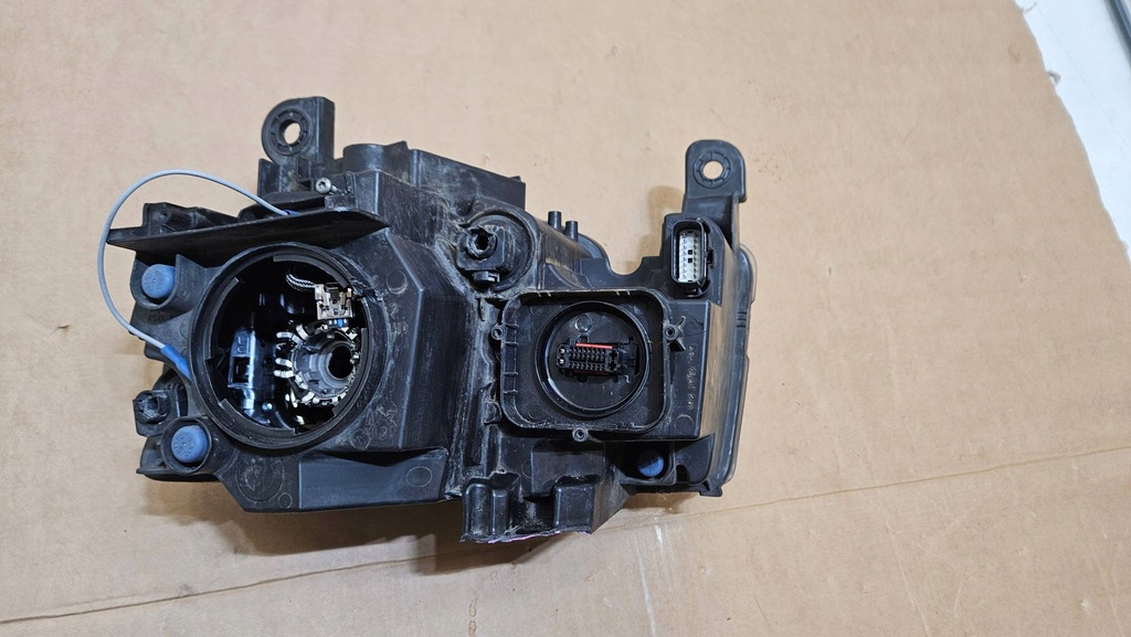 фото №9, Лампа правая перед jeep grand cherokee wk2 iv ксенон поворотный 68111034af