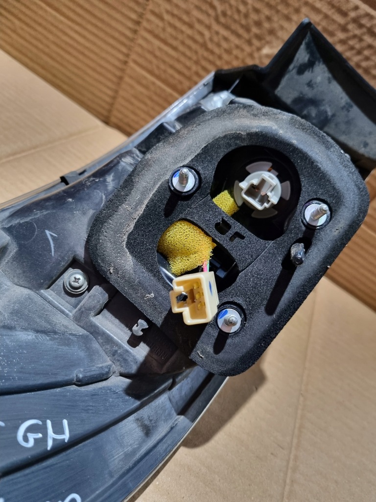 фото №13, Mazda 6 gh 2010-2012 lift лампа правая задняя sport dynamic kombi