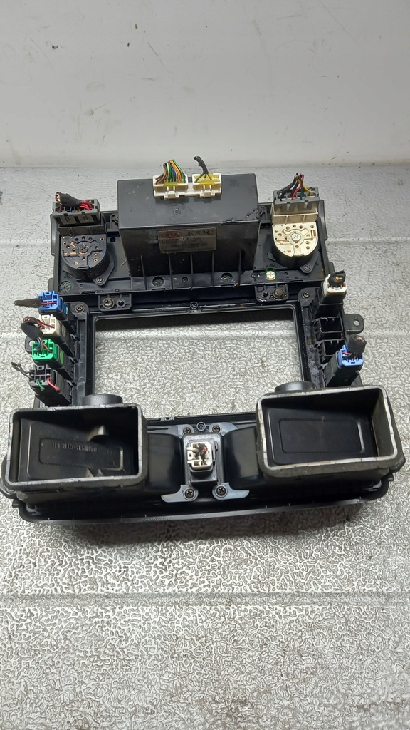 фото №5, Панель середній кондиціонера kia carnival ii 02r 2.9td