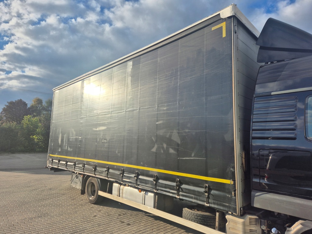 фото №1, Обшивка коробка передач вантажна шторка renault midlum 7,70x2,48x3,05