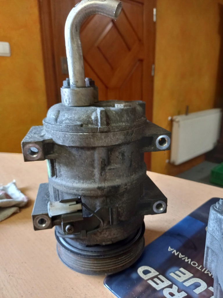 фото №1, Компрессор компрессор кондиционера volvo s40 i 1.8 16v 8708581