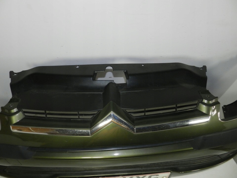 104.zderzak перед передний citroen c4 04-08 противотуманная фара с Разборки