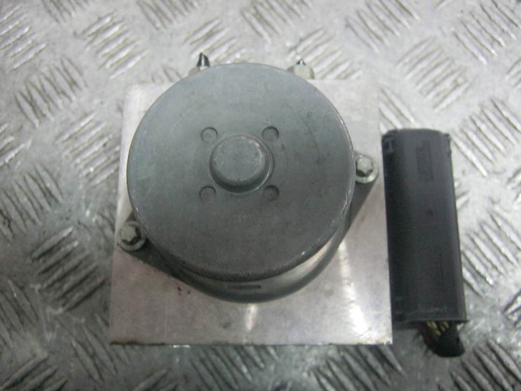 фото №3, Насос abs 6866011 mini countryman r60