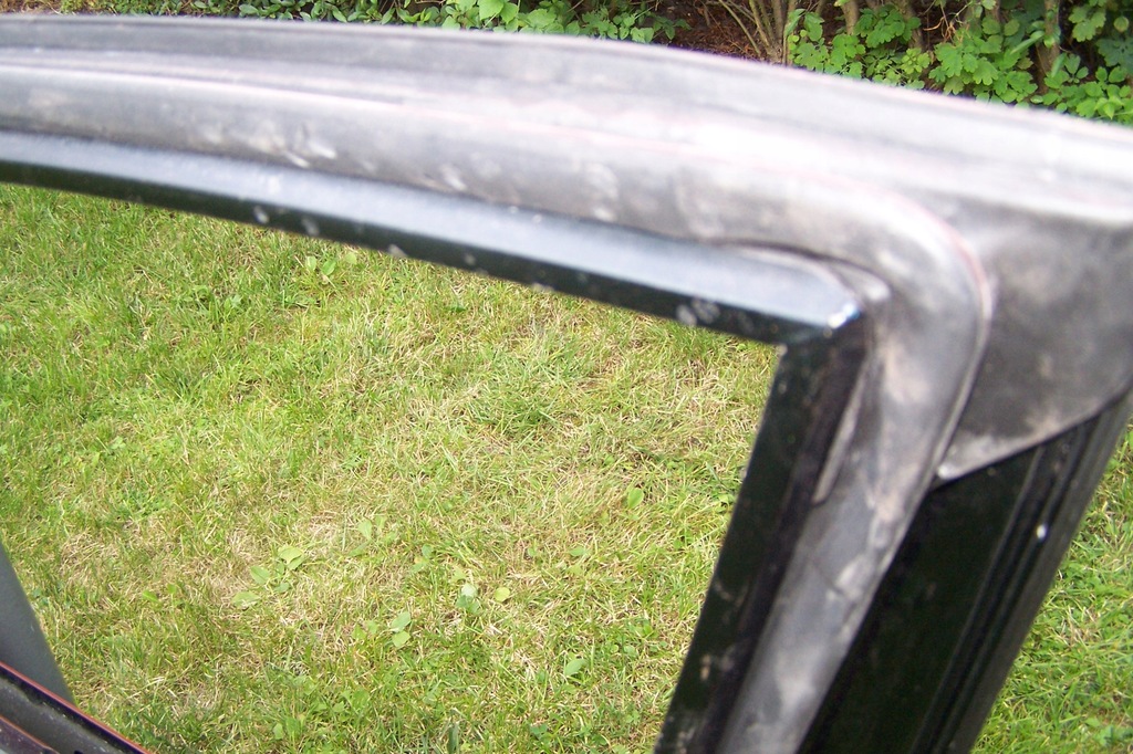 фото №7, Toyota avensis правое дверь передние.