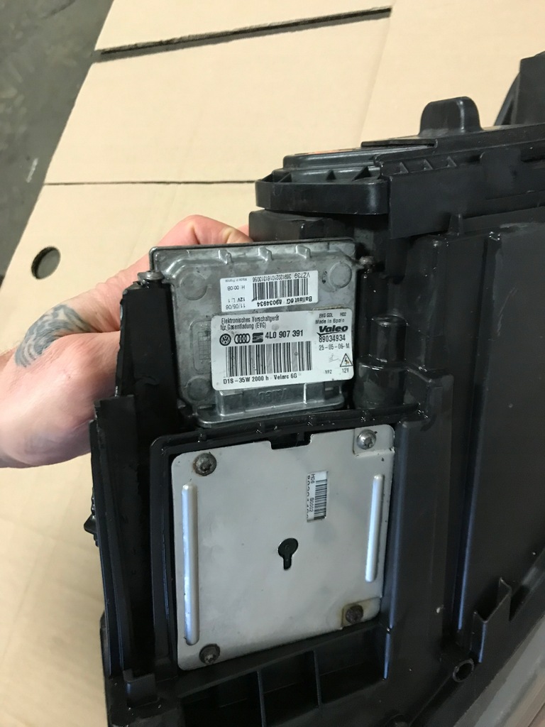 фото №6, Лампи audi q7-4l 2006r. повний