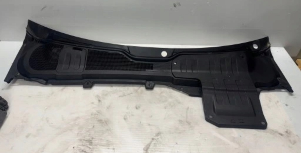 фото №1, Жабо range land rover evoque lift 15r- całe oem gj324105aa