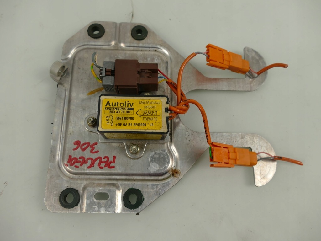 фото №1, Peugeot 306 модуль подушек воздушных подушка безопасности