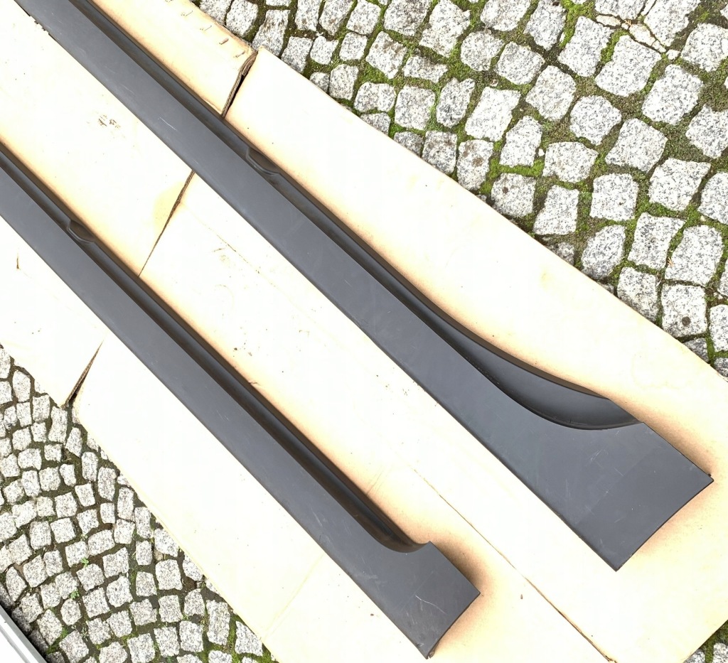 фото №2, Renault scenic iv права молдинг поріг