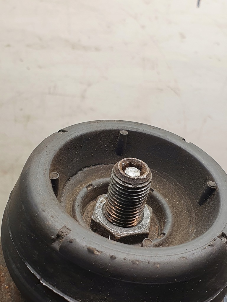 фото №12, Амортизатор левый перед 1j0413031r audi a3 8l 1.8 125km 97r.