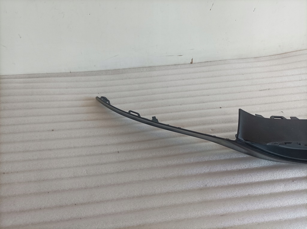 фото №8, Молдинг спойлер решётка бампера mercedes e w213