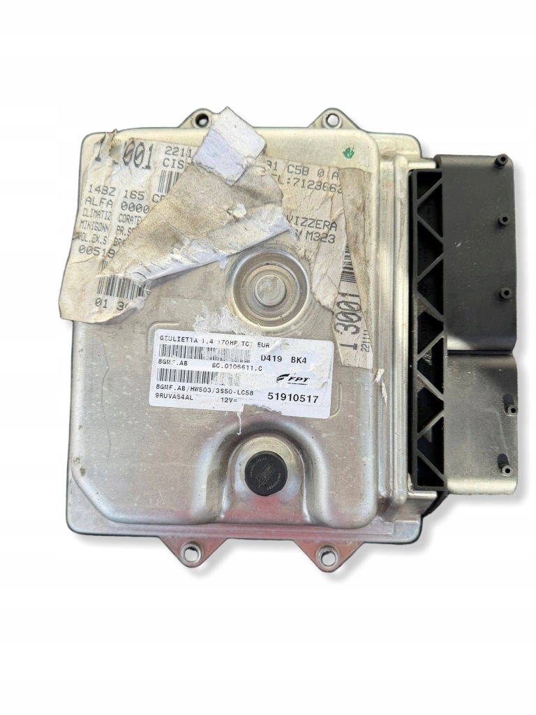 Купити Блок керування двигуна alfa romeo giulietta 51910517