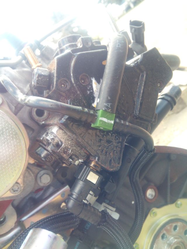 фото №1, Nissan qashqai 1.6 dci насос упорскування