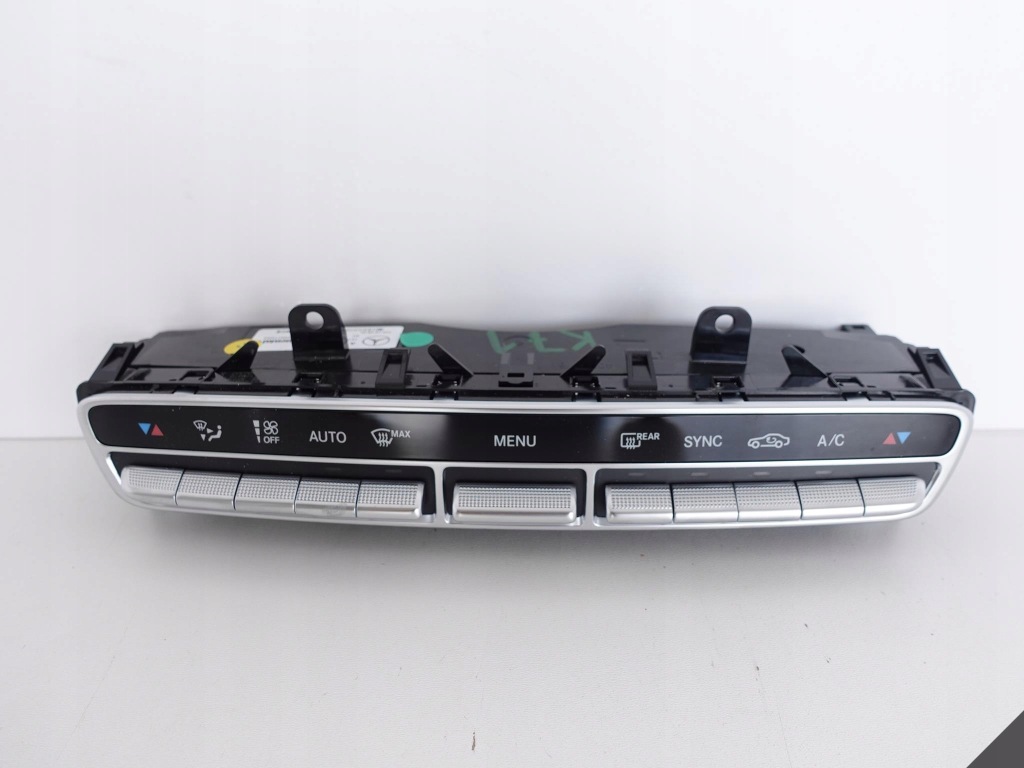 фото №1, Mercedes glc 253 w205 панель кондиционера