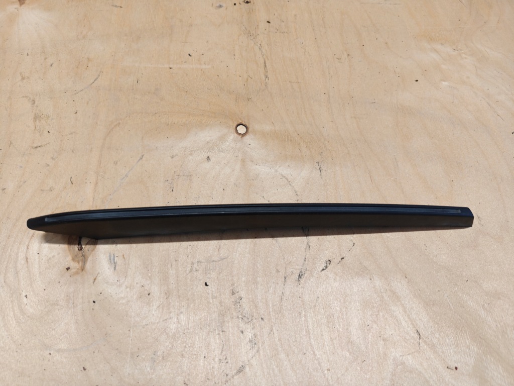 Купить Porsche молдинг бампера перед 7p5807878e