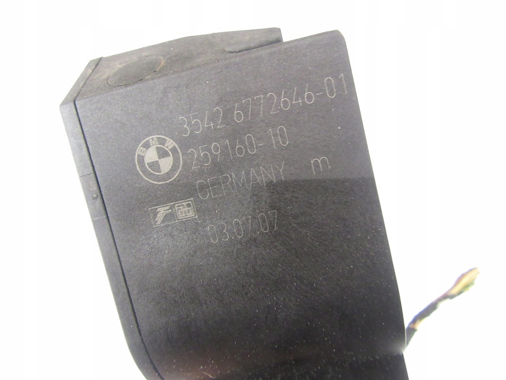 фото №4, Педаль газа bmw e60 e61 e63 e64 e83 e84 e90 e91 f06 f10 f25 механическая коробка передач штекер