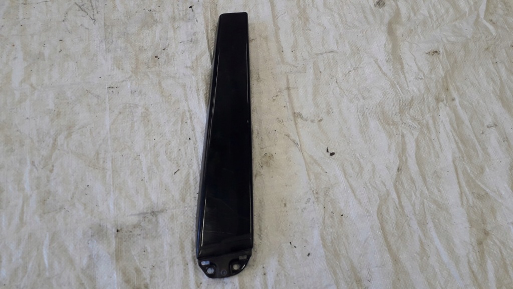 фото №1, Audi rs4 s4 a4 b5 накладки стійка black 8d0853289g