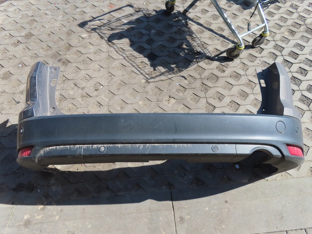 фото №1, Ford focus mk3 kombi бампер задня pdc