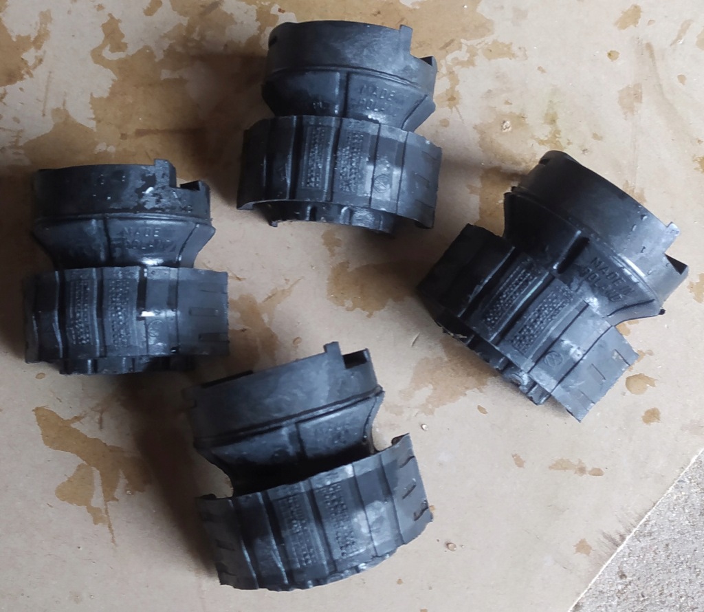 фото №1, Резиновый элемент тяга стабилизатора audi q7 4l touareg 7l