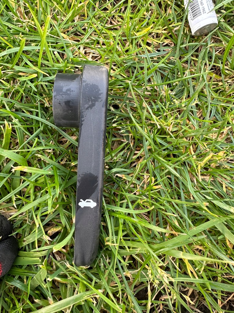 фото №1, Kia sportage iii 1.7 кронштейн ручка капот europa