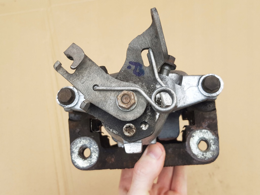 фото №14, Суппорт тормозной trw + скоба правый задняя opel insignia a 315mm 41mm исправный