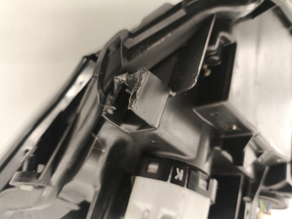 Купить Лампа правый перед передняя full led lexus ct 200h lift 17-