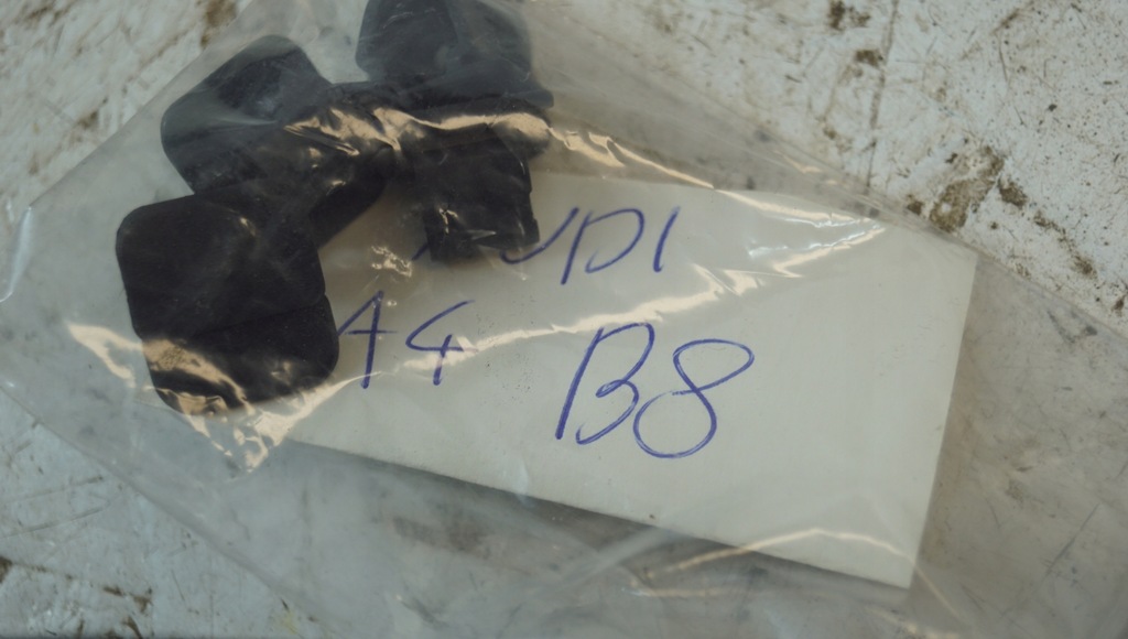 фото №14, Шумоизоляция капот + клипсы audi a4 b8