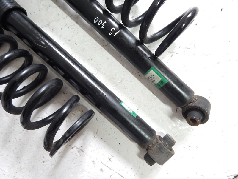 фото №5, Амортизаторы задняя комплект lexus is 300 2.5 13-19