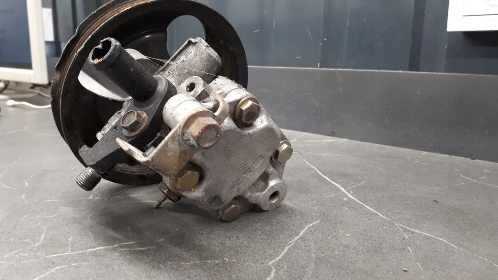 фото №10, Насос усилителя space star 1.3 16v