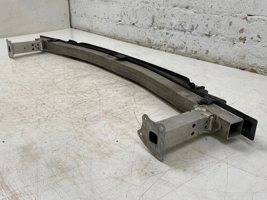 фото №8, 2018 toyota prius prime поперечина бампера передній 5261847111