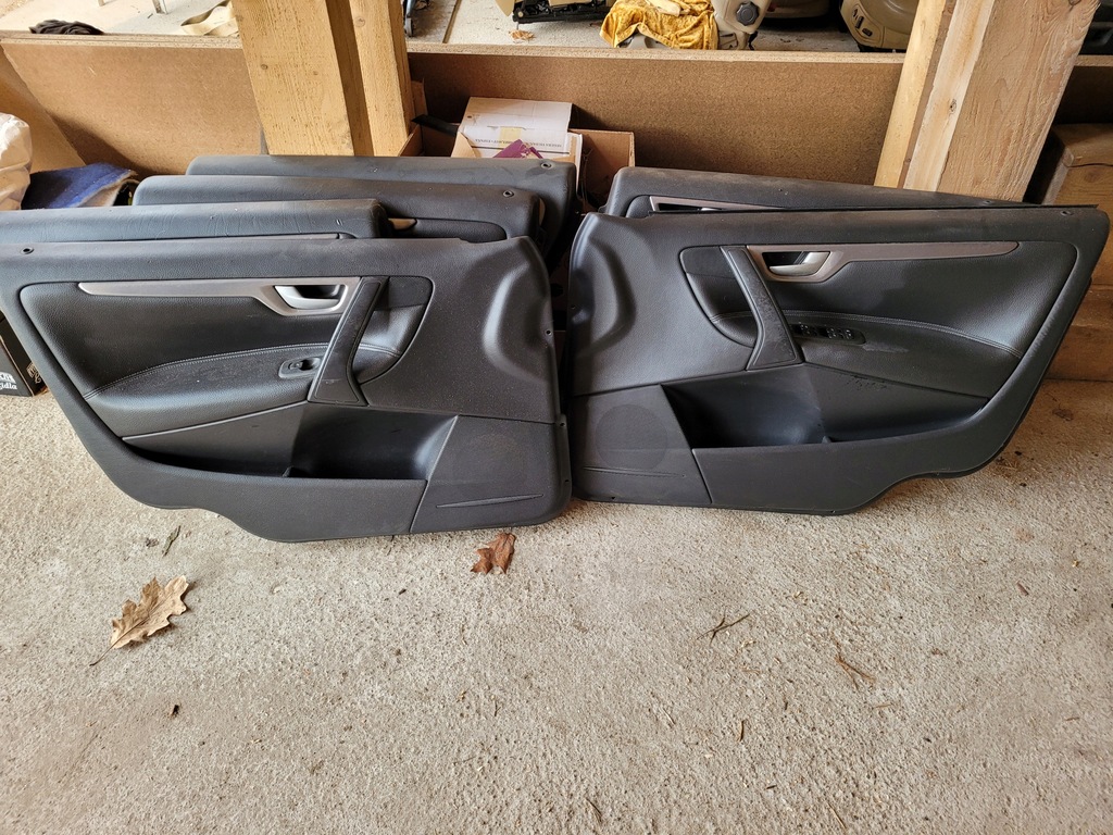 фото №1, Обшивка обивка дверь volvo