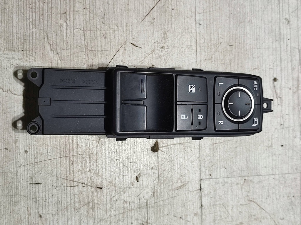 фото №1, Lexus rc 2019 ліва сторона перемикач / кнопка відкривання вікон