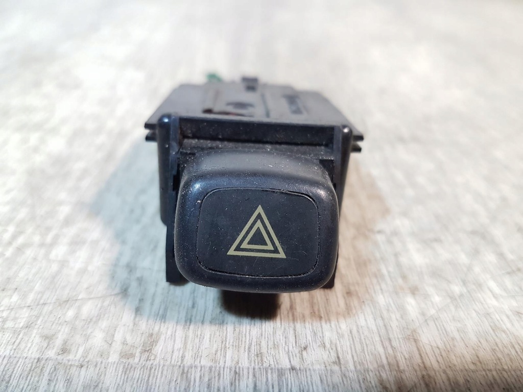 фото №1, Вимикач світла аварійних toyota previa estima