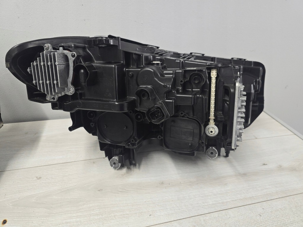 фото №12, Лампа левая правая bmw 6 g32 lci адаптивный led полный