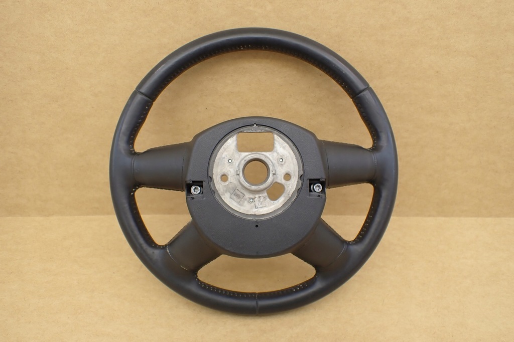 фото №14, Воздуховод audi a3 8p 8p0 q5 8r 8r0 кожа мультифункция 8p0124a