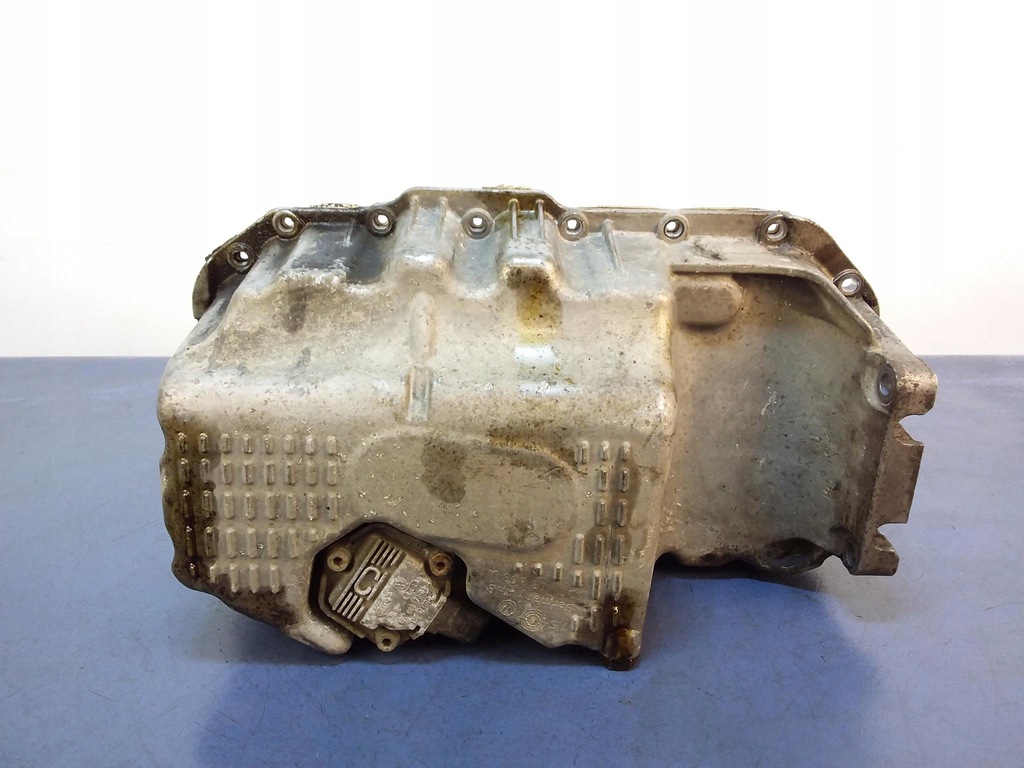 фото №1, Vw eos 1.6 fsi поддон поддон масляная 03c103603j