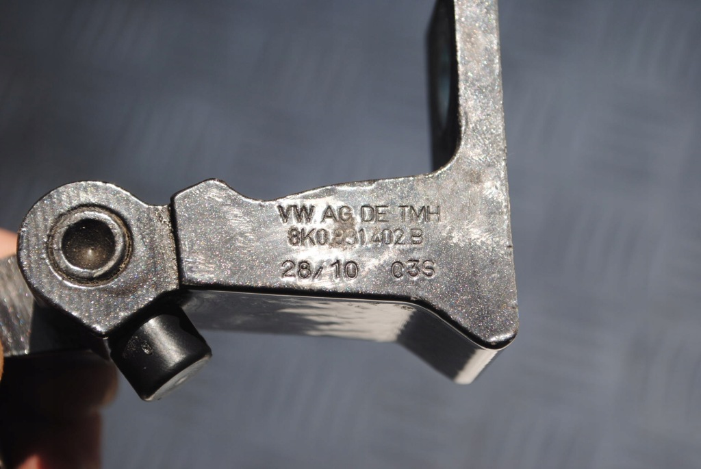 фото №4, Петля двері 8k0831402b audi a5 8t sportback