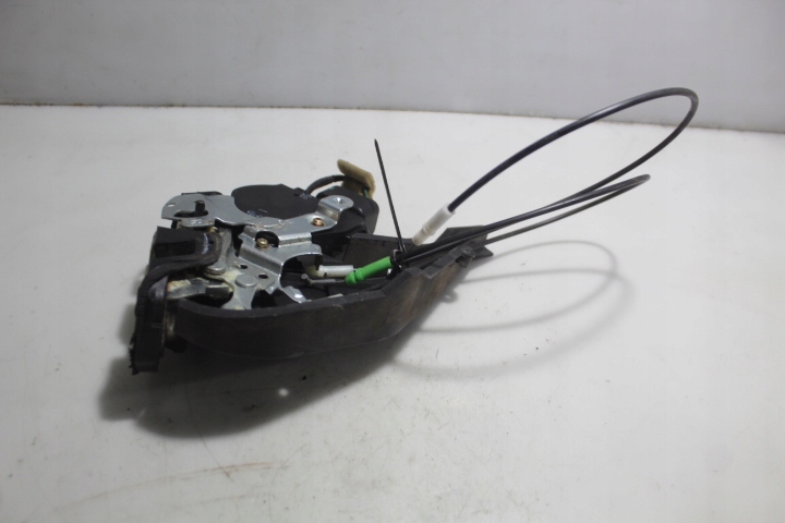 фото №1, Замок правый задняя дверь lexus is i