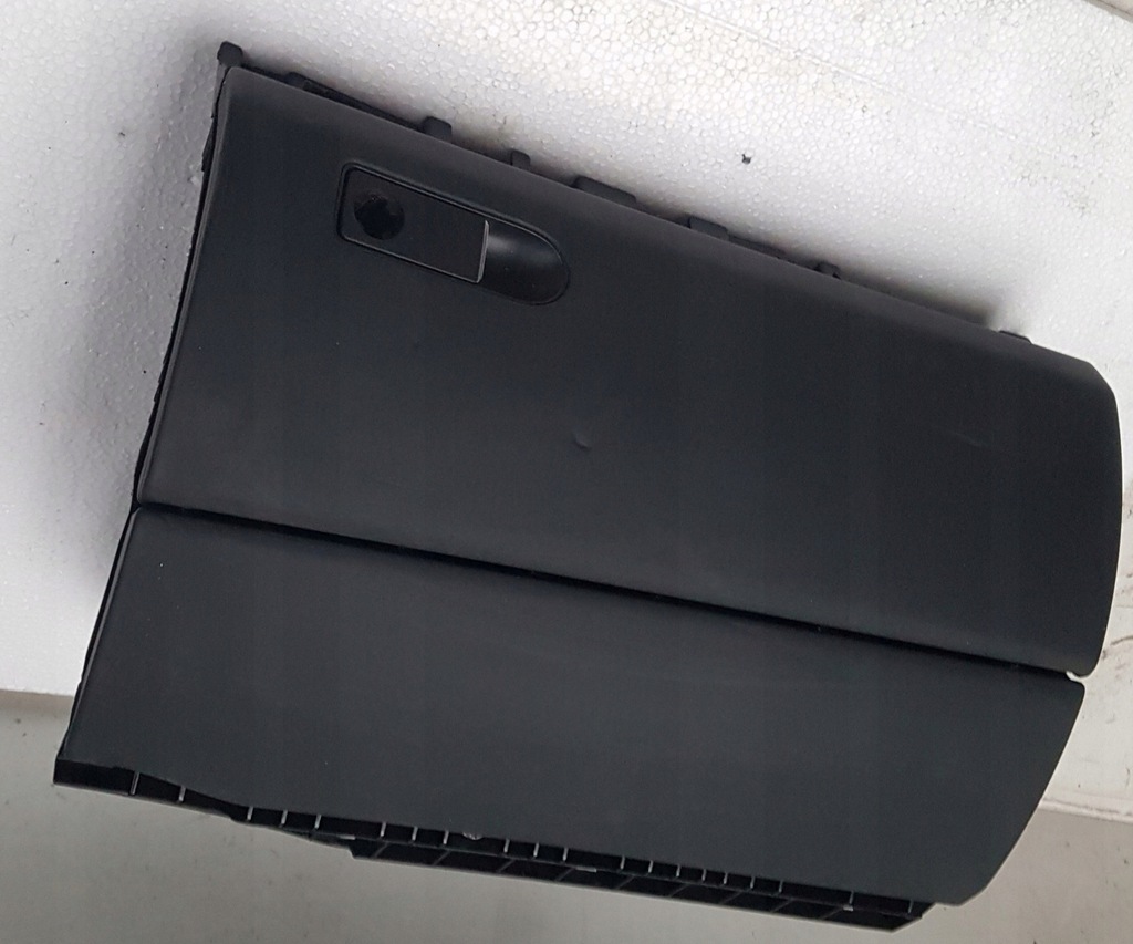 фото №1, Бардачок пассажира merceds cls w218 a2186800391