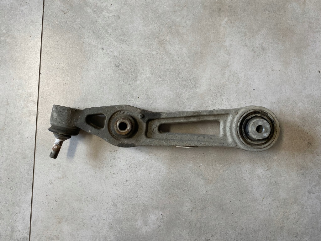 Купити Tesla model s 13r. важіль лівий/правий перед