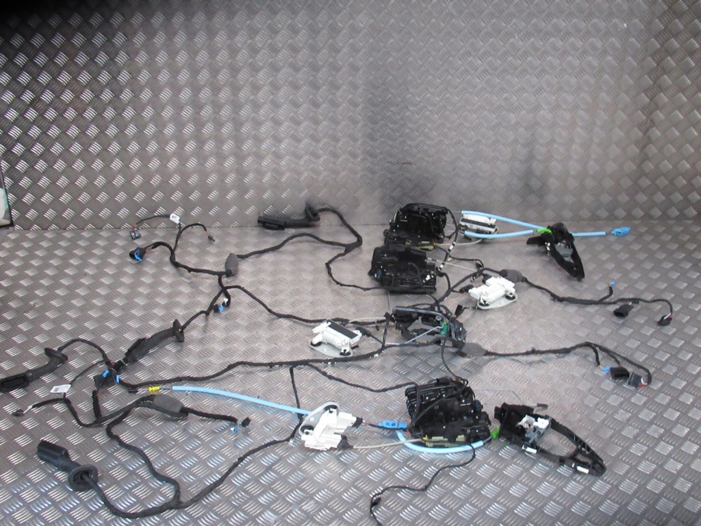 фото №1, Замки дверь softclose доводчик доводчики комплект bmw g05 x5 g06 g07 x7