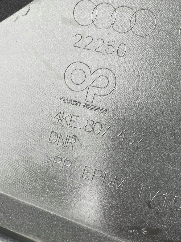 Audi e-tron s-line бампер перед передний 4ke807437 + решётка радиатора решётка радиатора Доставка