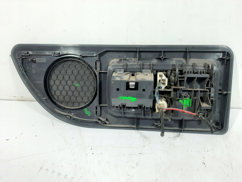 фото №11, Mercedes w638 v-klasa 98r кронштейн na кружка пепельница задняя 6388130802