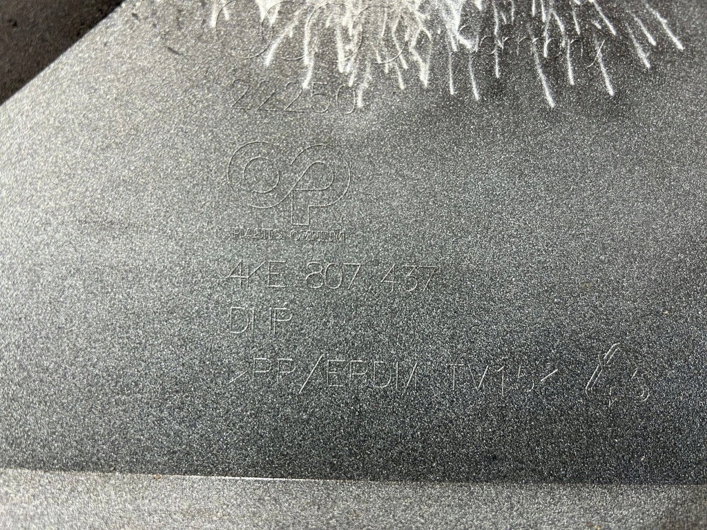 фото №13, Бампер передний audi q8 e-tron 18- 4ke807437 spr|pdc