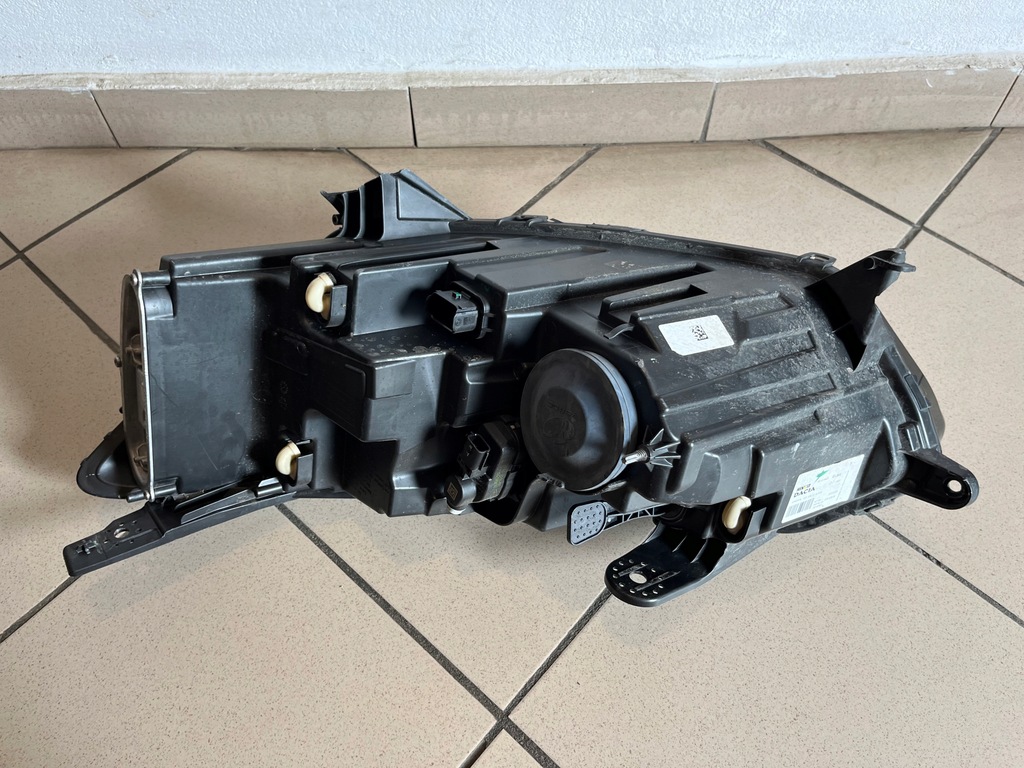 фото №16, Dacia sandero iii logan лампа передня перед права