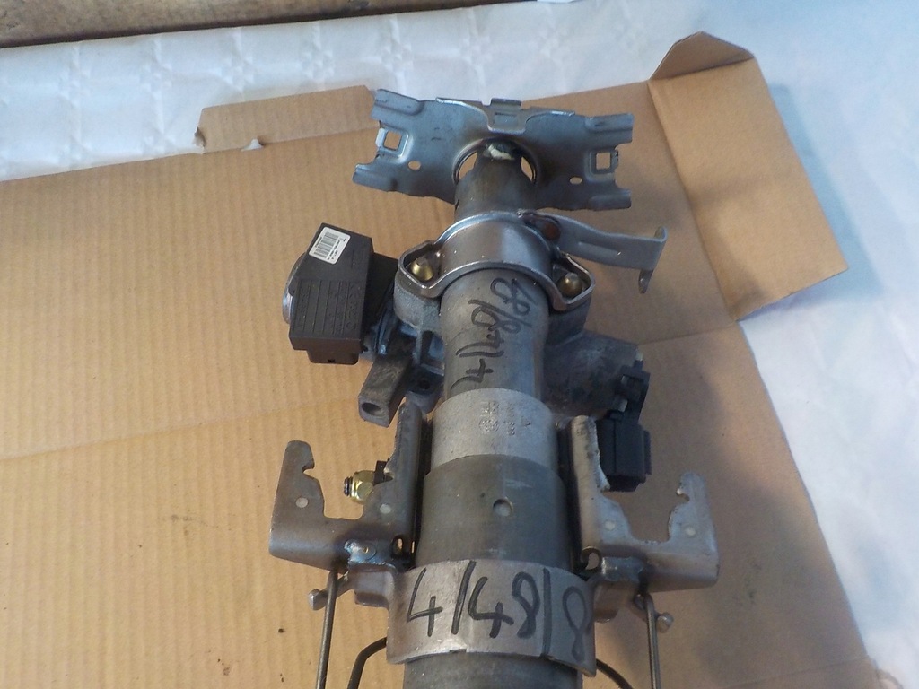 фото №6, Toyota avensis 2.2 d-cat колонка рулевая