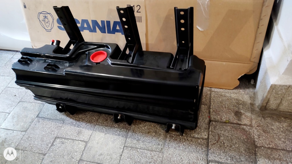 фото №1, Бак редуктор adblue scania s r 2173142 euro 6