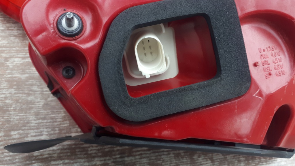 фото №6, Audi a8 d4 10-14 лампа w кришка ліва задня usa 4h0946093a 4h0.946.093a